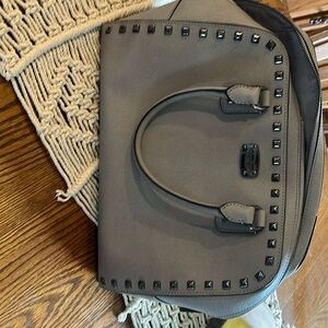 MK bag , good condition no worn  shored . Handle good condition.